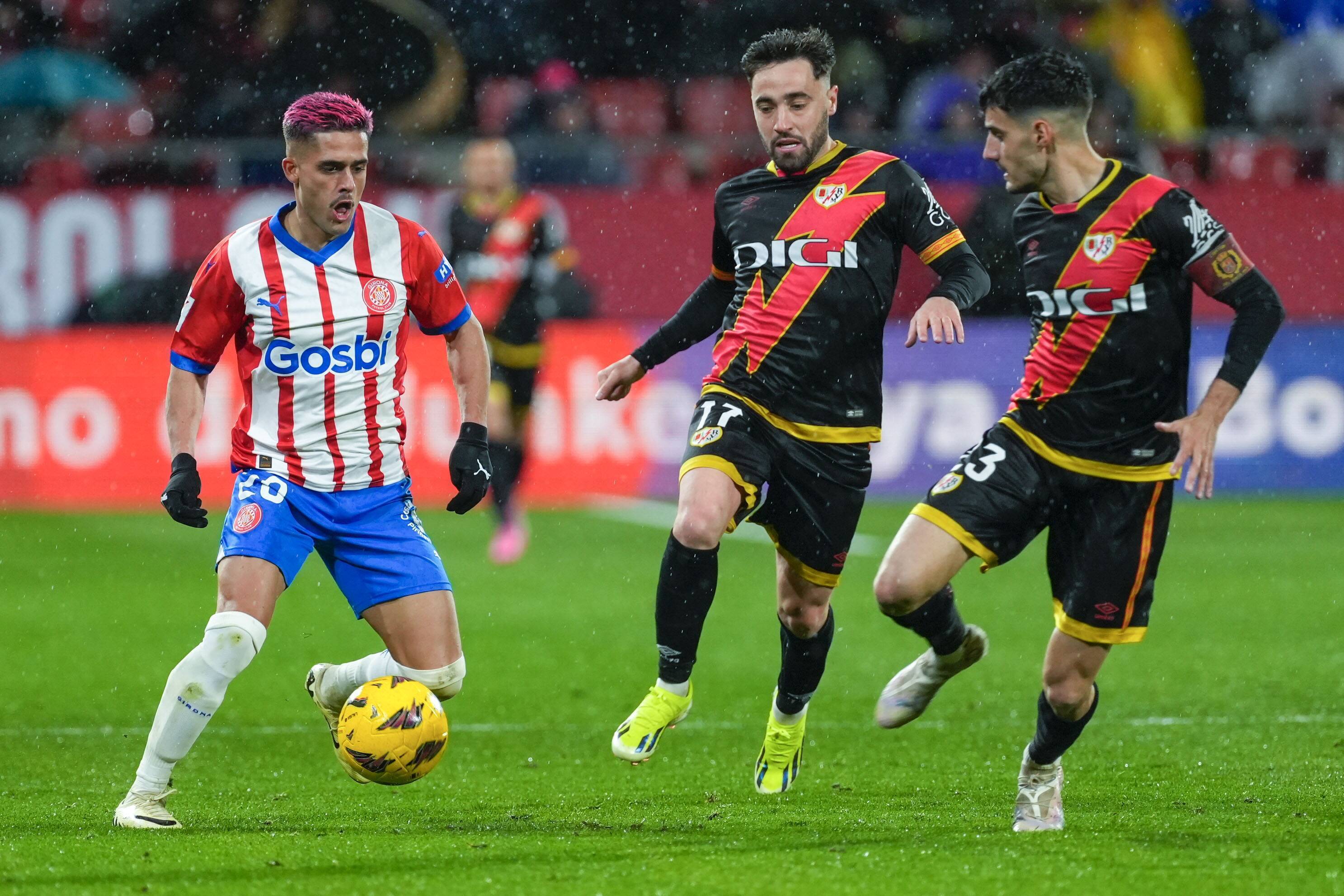 罗马主场大胜维罗纳，保持不败势头